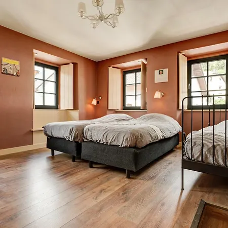 Casa de Férias Waldeifel - 18 Personen Malberg