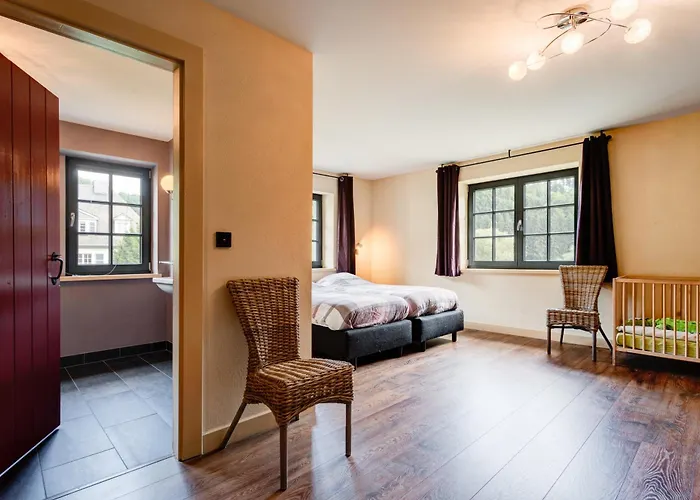 Waldeifel - 18 Personen Casa de Férias Malberg